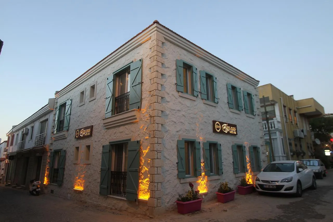 Alya Mou Butik Hotel contacts